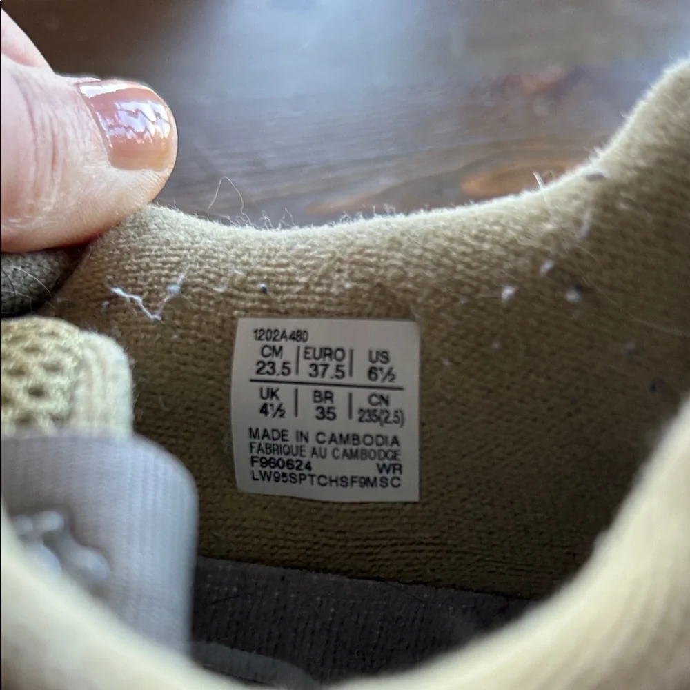 Asics Women's Sneakers in Beige and Light Blue - Picture 2 of 3